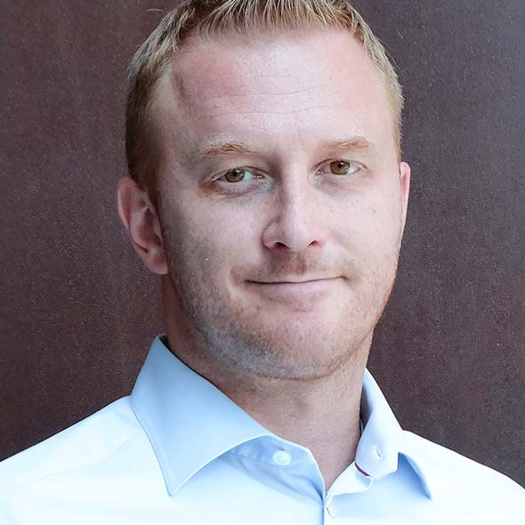 Dr. Martin Lockström